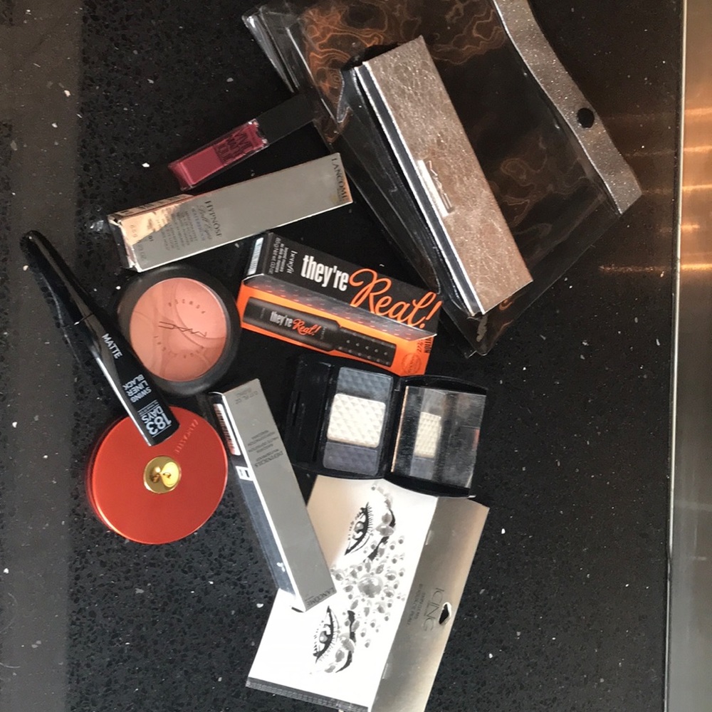 Make-Up Bundle